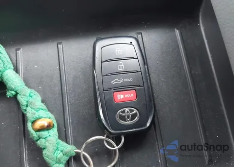 2022 Toyota Tundra Limited из США, поврежденный, VIN 5TFJA5DB8NX039377